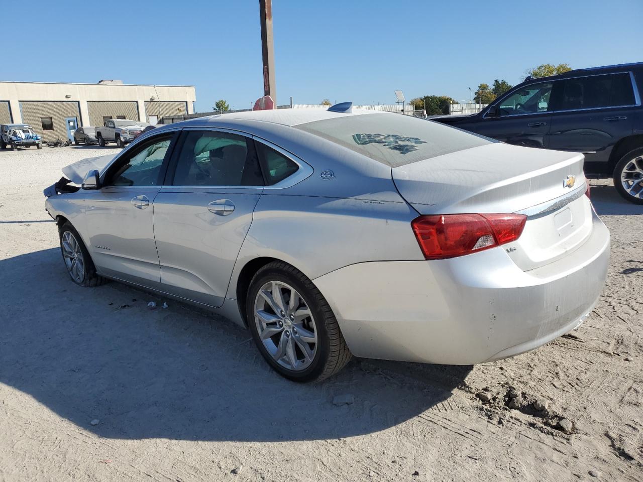 2017 Chevrolet Impala Lt - Image 2