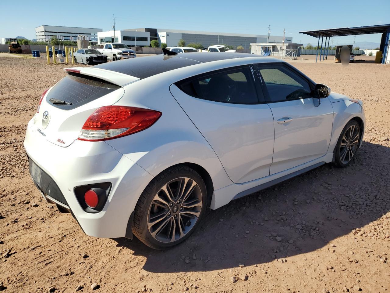 2016 Hyundai Veloster Turbo - Фото 3