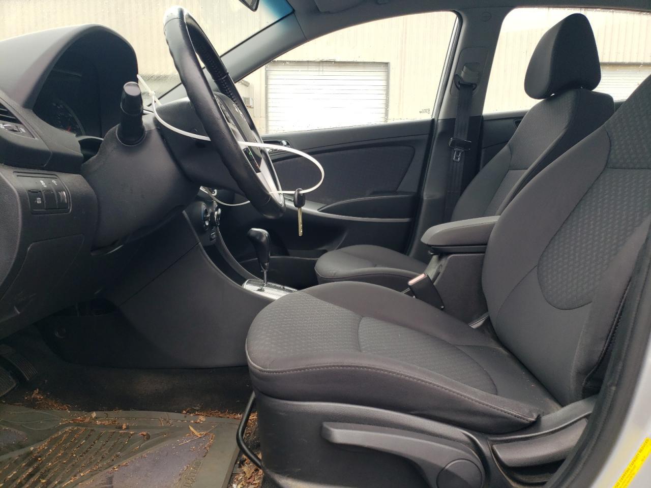 2013 Hyundai Accent Gls - Фото 7