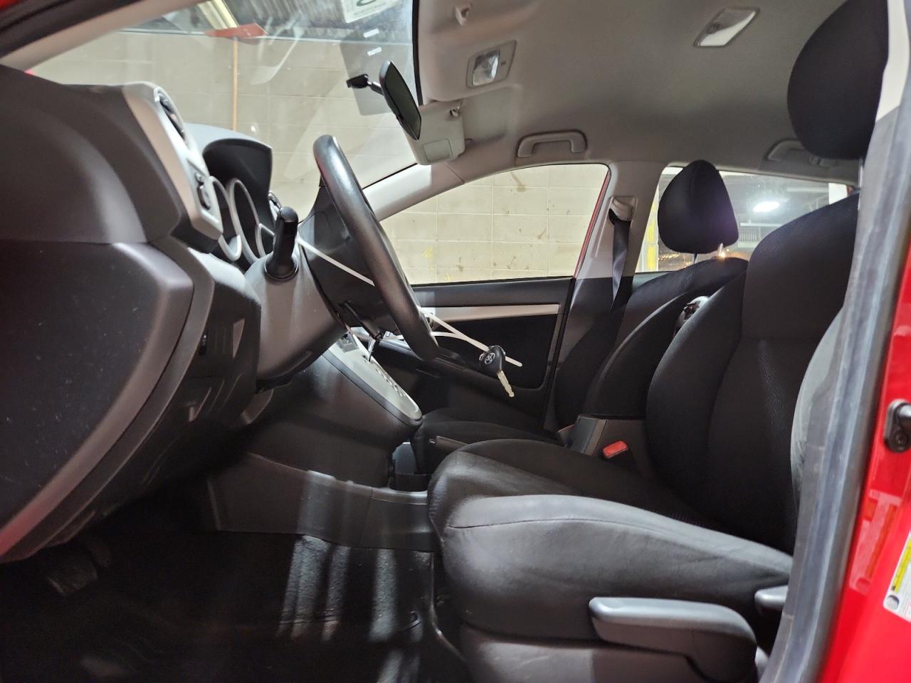 2010 Toyota Corolla Matrix - Фото 7