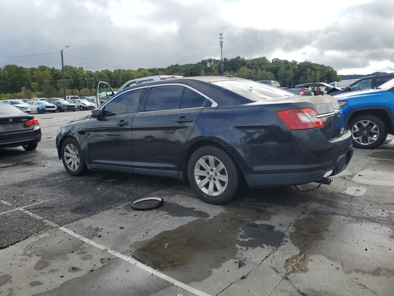 2012 Ford Taurus Se - Image 2