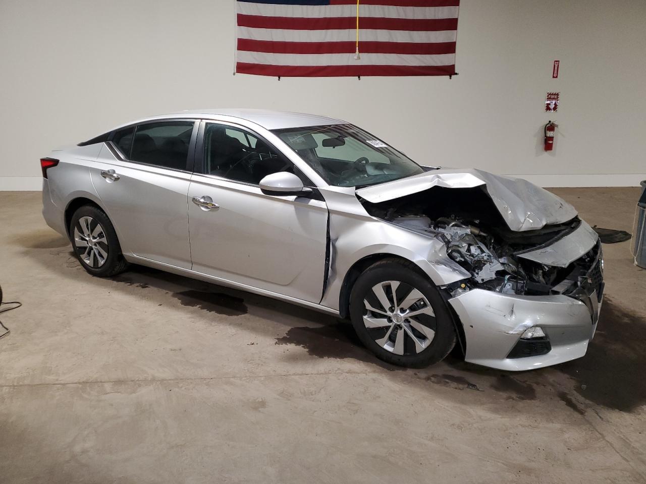 2020 Nissan Altima S - Фото 4