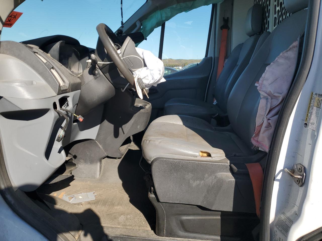 2018 Ford Transit 150 Utility / Service Van - Image 7
