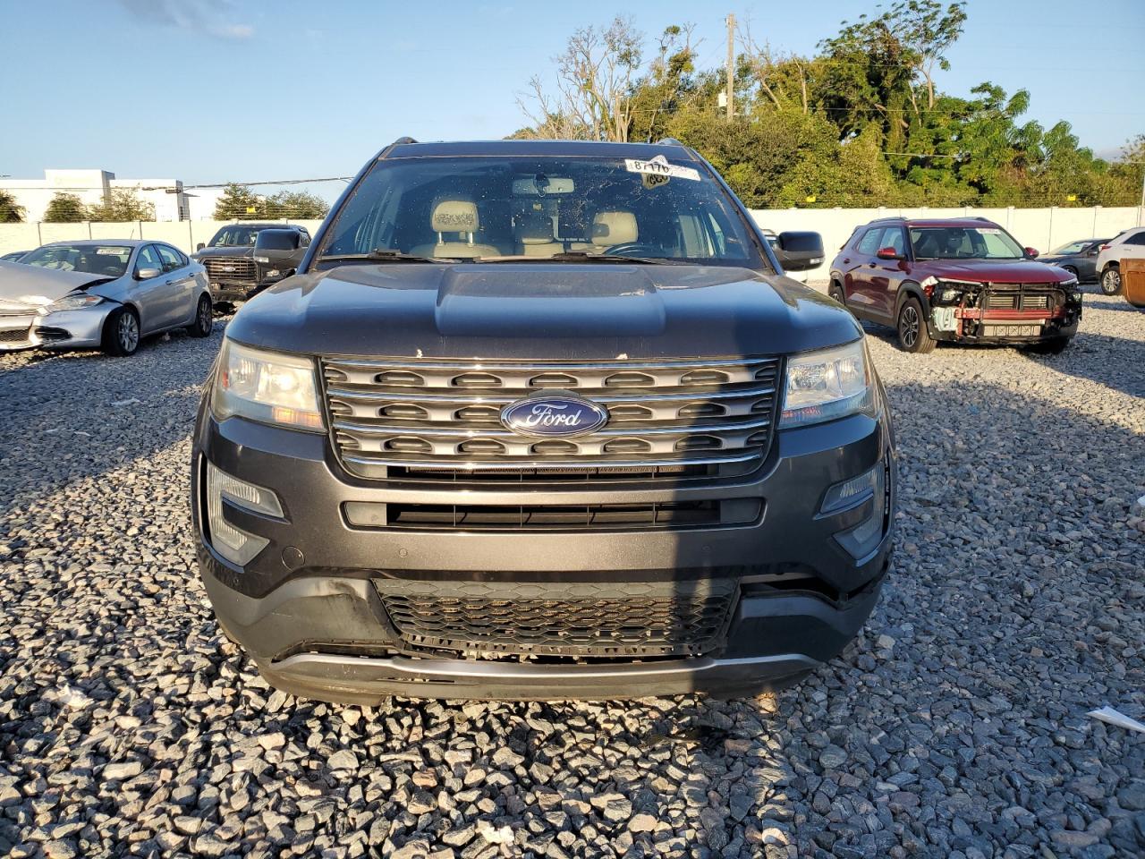 2017 Ford Explorer Xlt - Фото 5
