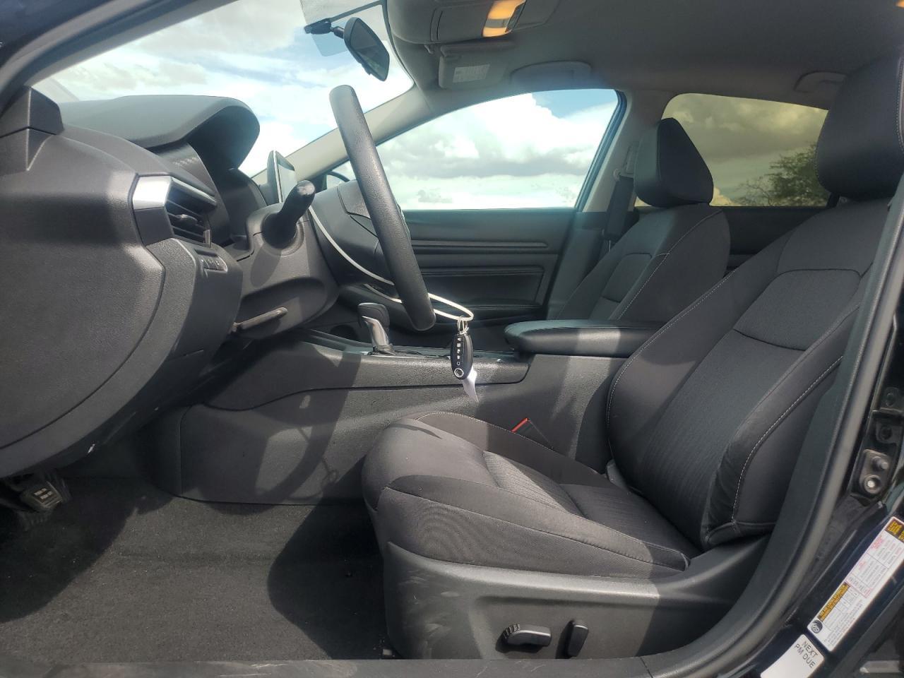 2019 Nissan Altima S - Image 7