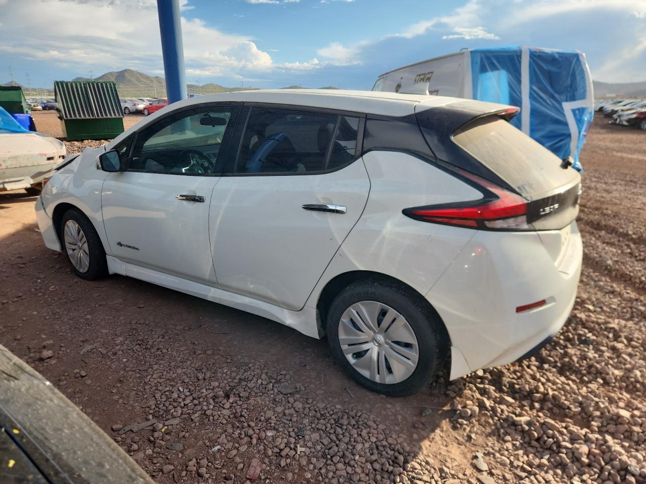 2019 Nissan Leaf S - Image 2