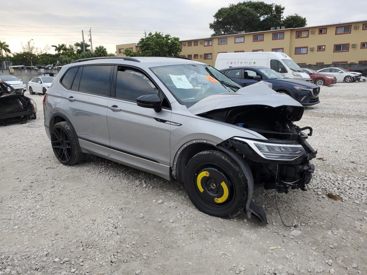 2022 Volkswagen Tiguan Se R-Line Black - Фото 4