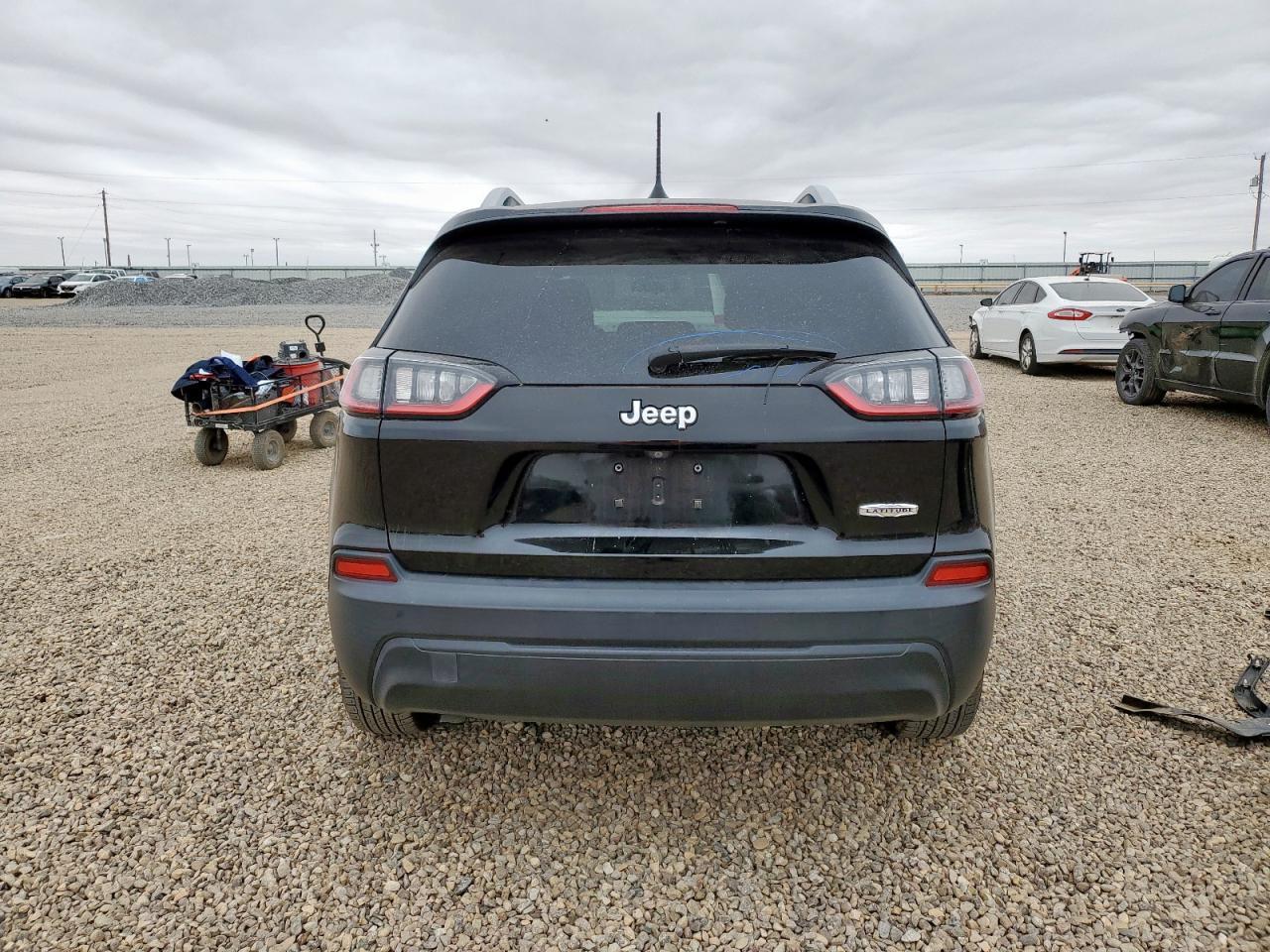 2019 Jeep Cherokee Latitude - Image 6