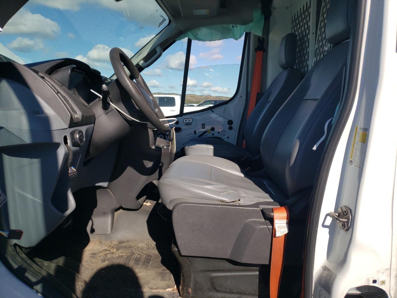 2019 Ford Transit Delivery Van - Фото 7