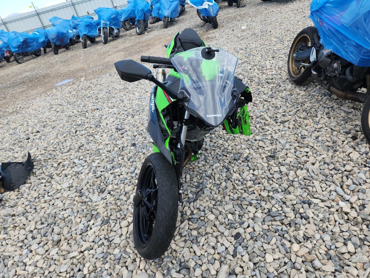 2023 Kawasaki Ex400 - Фото 2