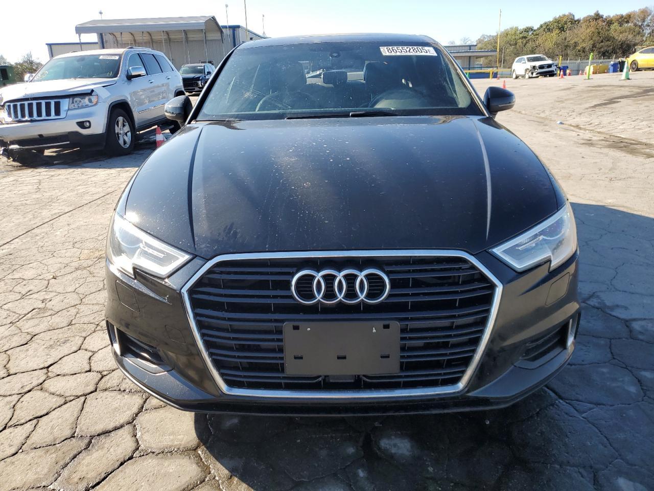2018 Audi A3 Premium - Фото 5