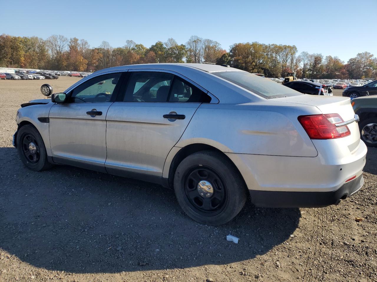 2019 Ford Taurus Police Interceptor - Фото 2