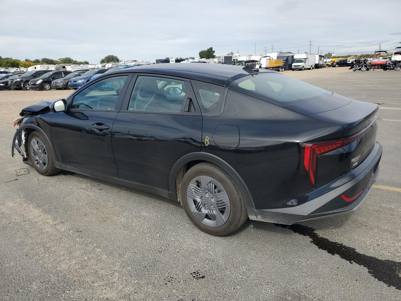 2025 Kia K4 Lx - Image 2