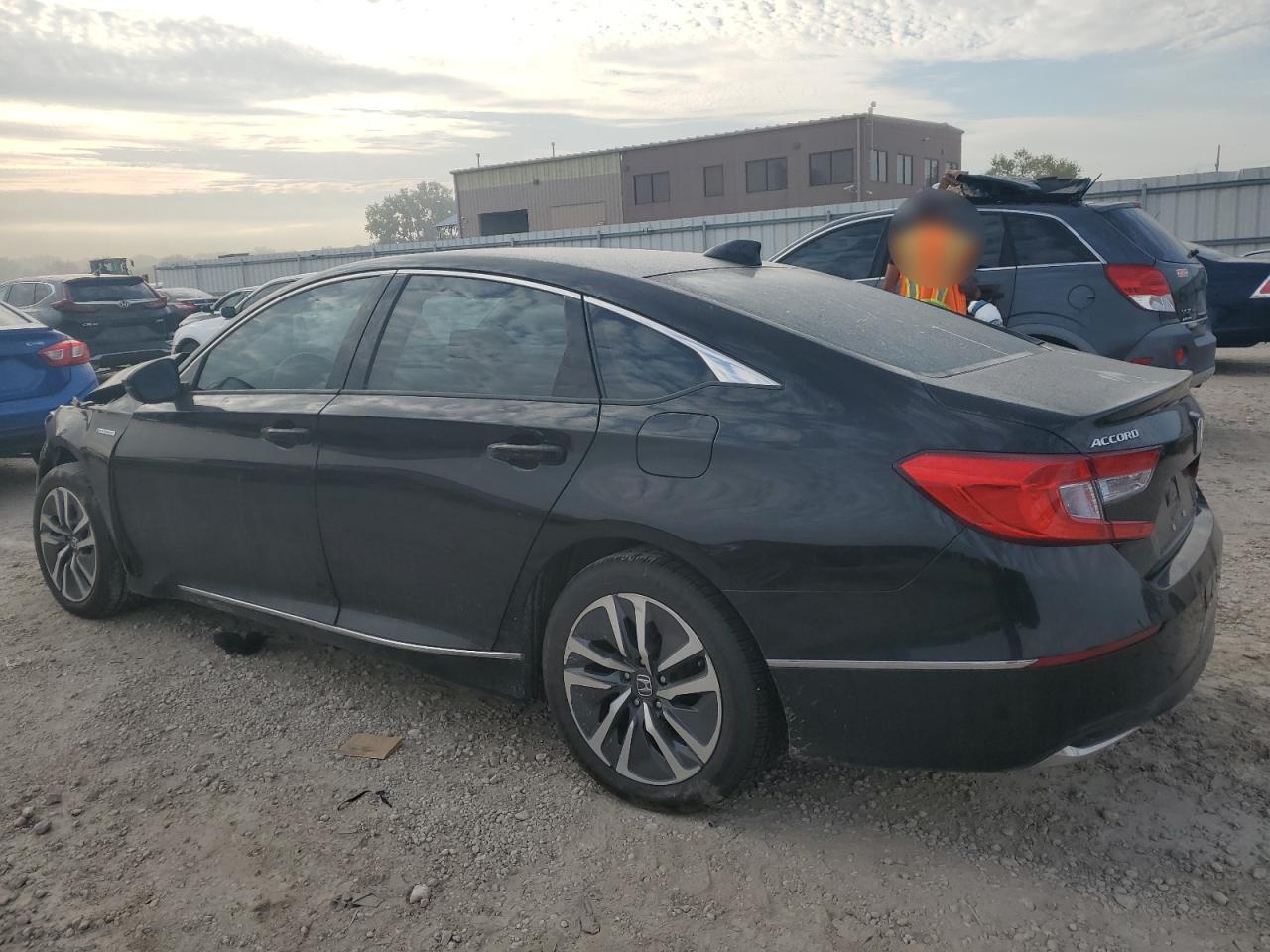 2018 Honda Accord Hybrid Exl - Image 2
