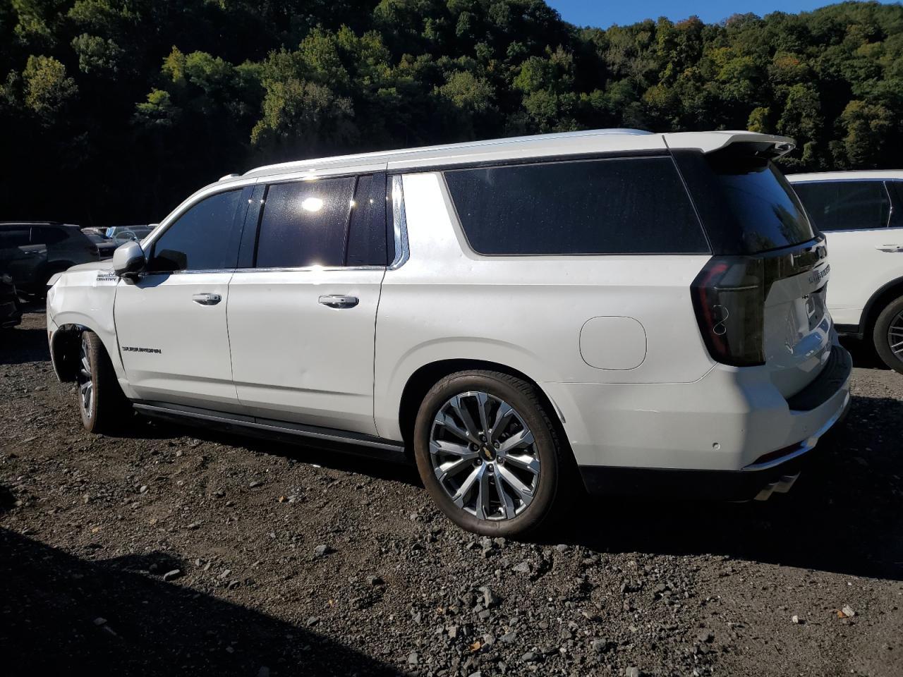 2025 Chevrolet Suburban K1500 High Country - Фото 2