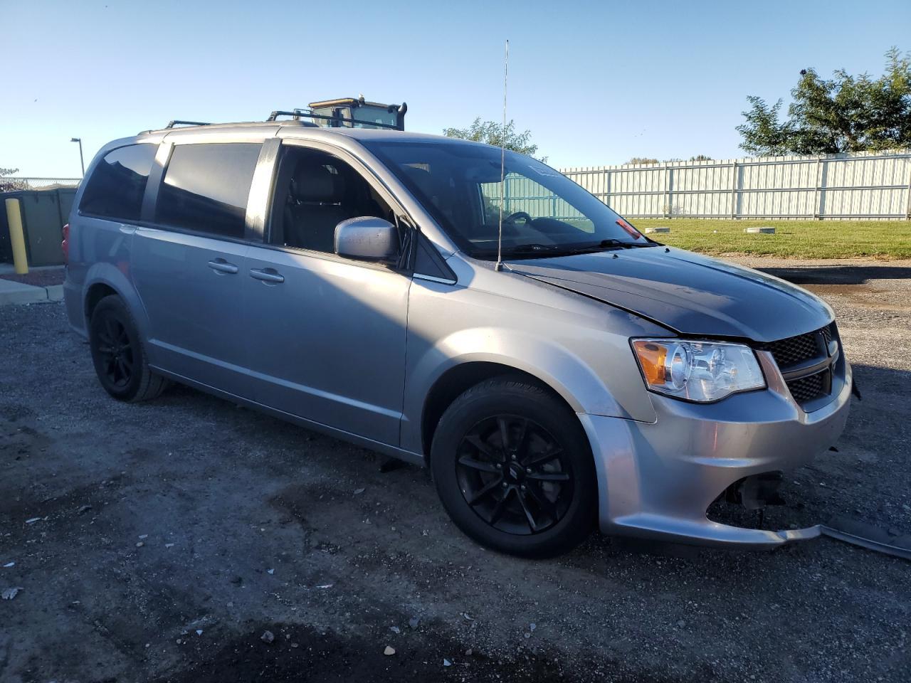 2019 Dodge Grand Caravan Gt - Фото 4