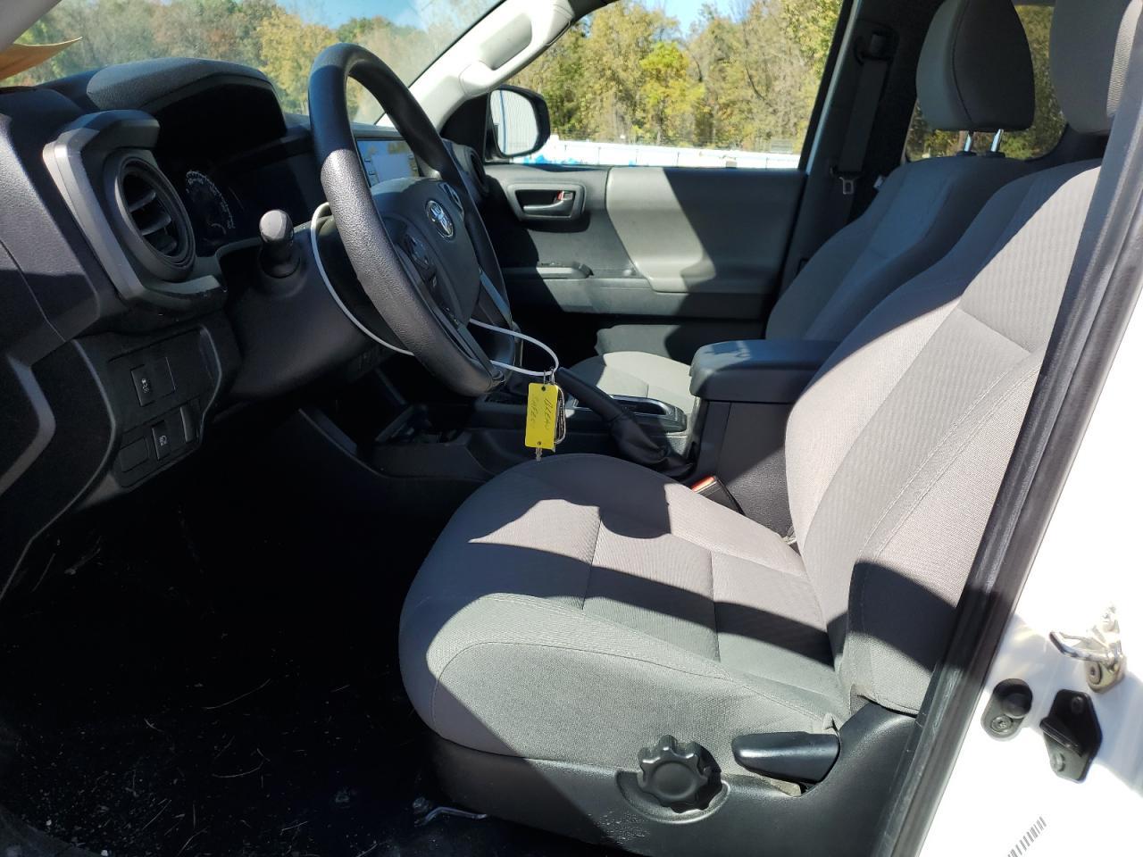 2021 Toyota Tacoma Access Cab - Image 7