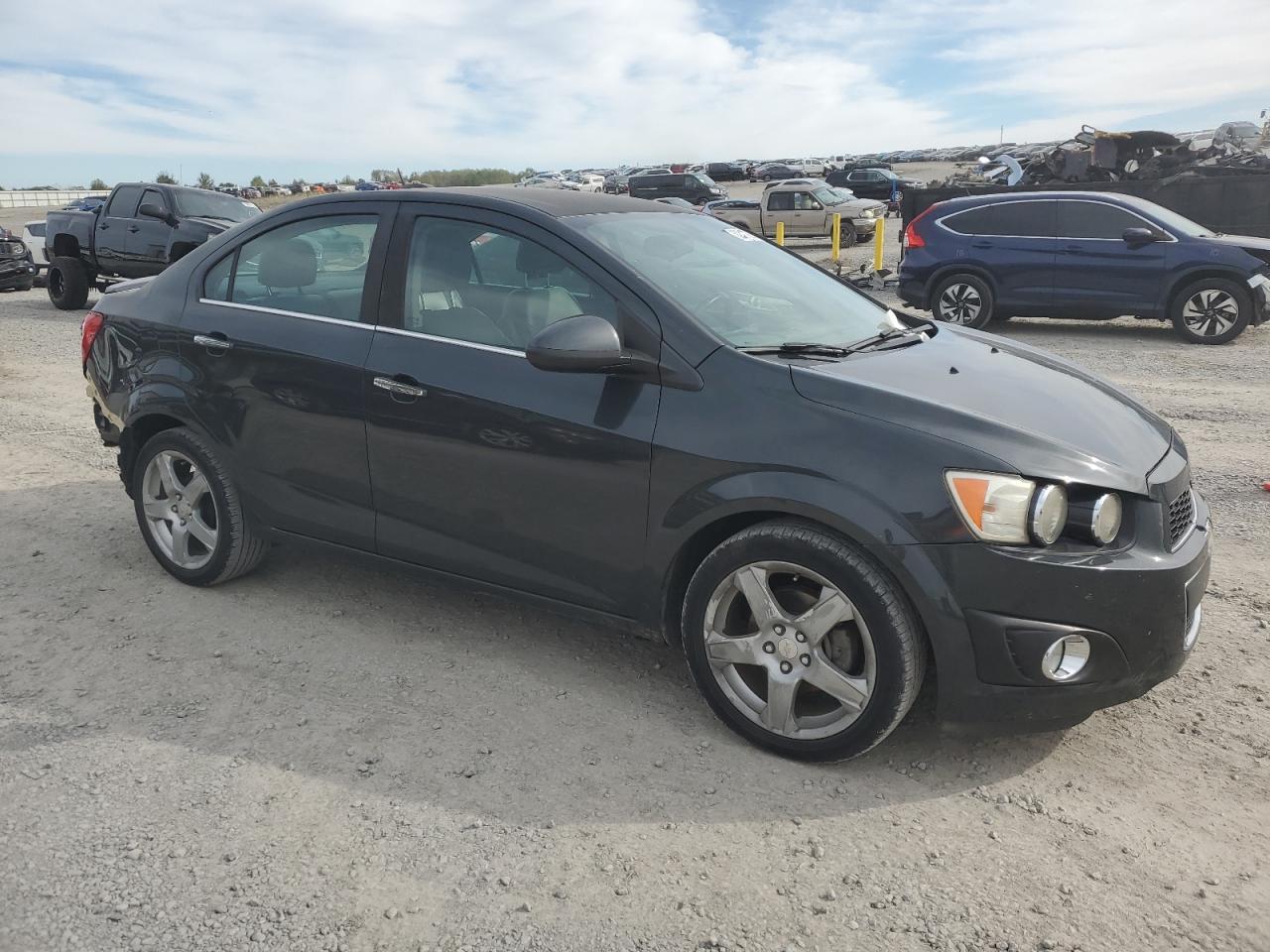 2015 Chevrolet Sonic Ltz - Фото 4