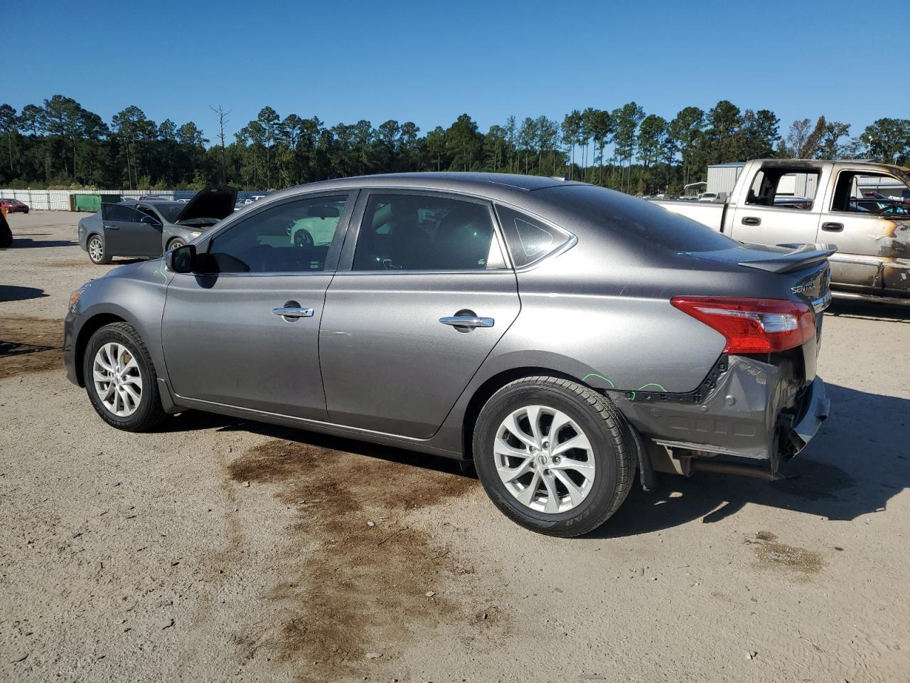2019 Nissan Sentra S - Фото 2