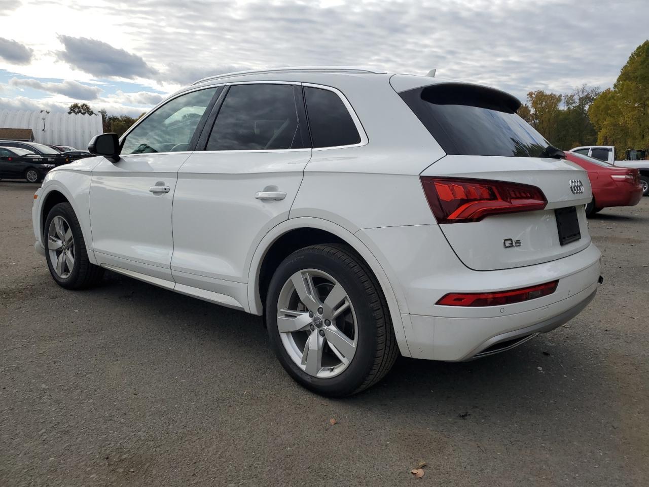2018 Audi Q5 Premium Plus - Image 2