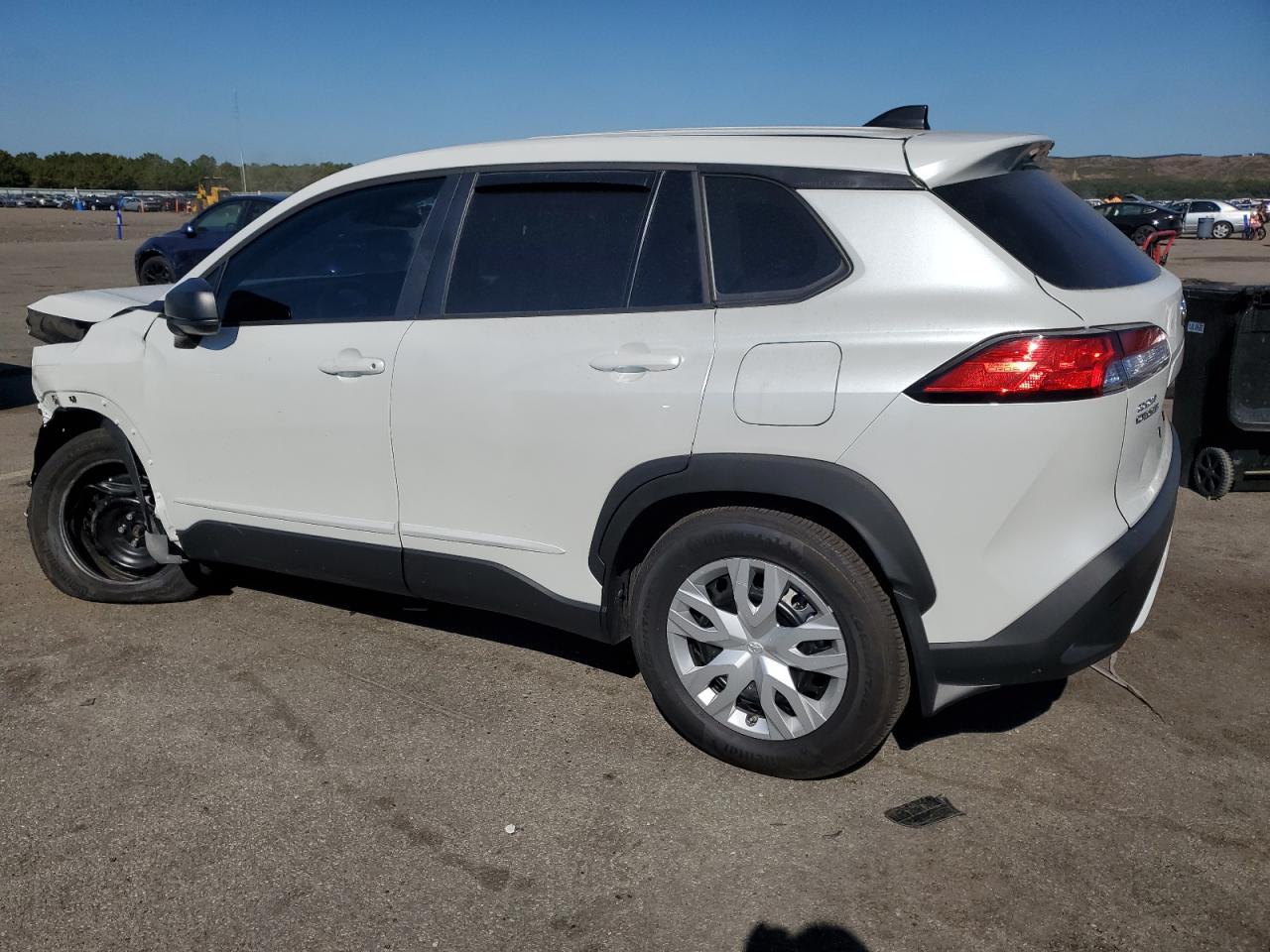 2024 Toyota Corolla Cross L - Фото 2