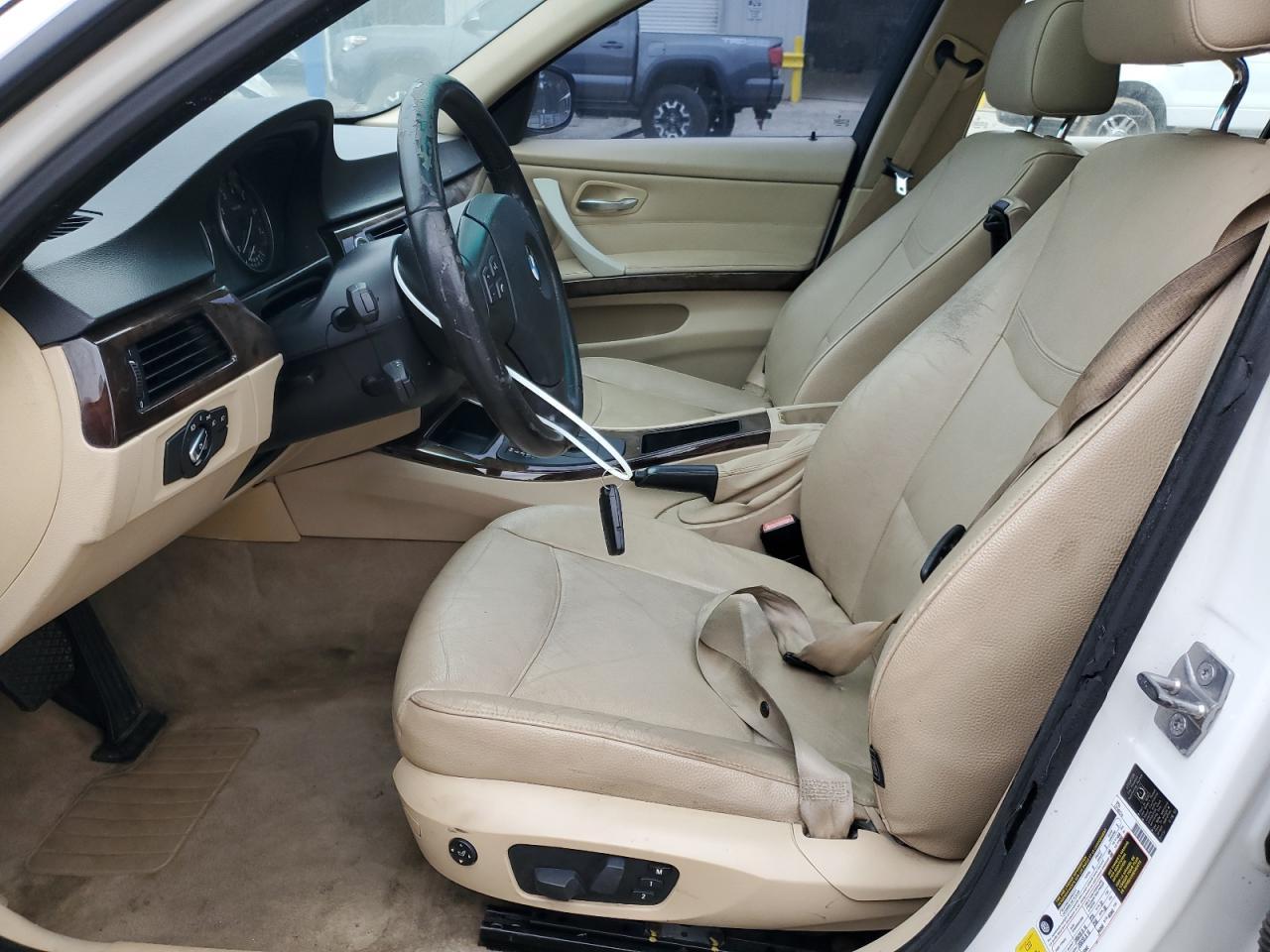 2010 BMW 328 I - Image 7