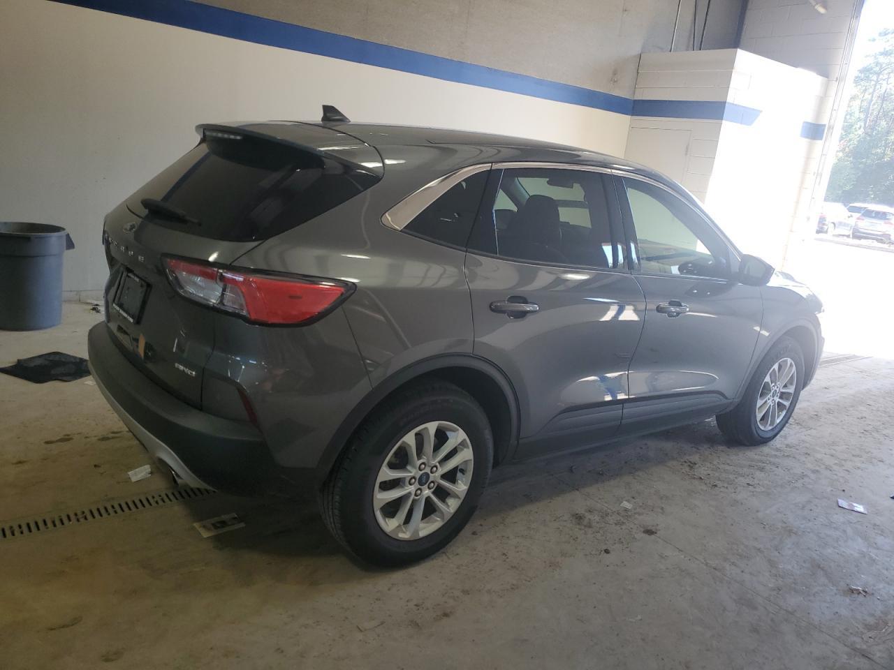 2021 Ford Escape Se - Фото 3