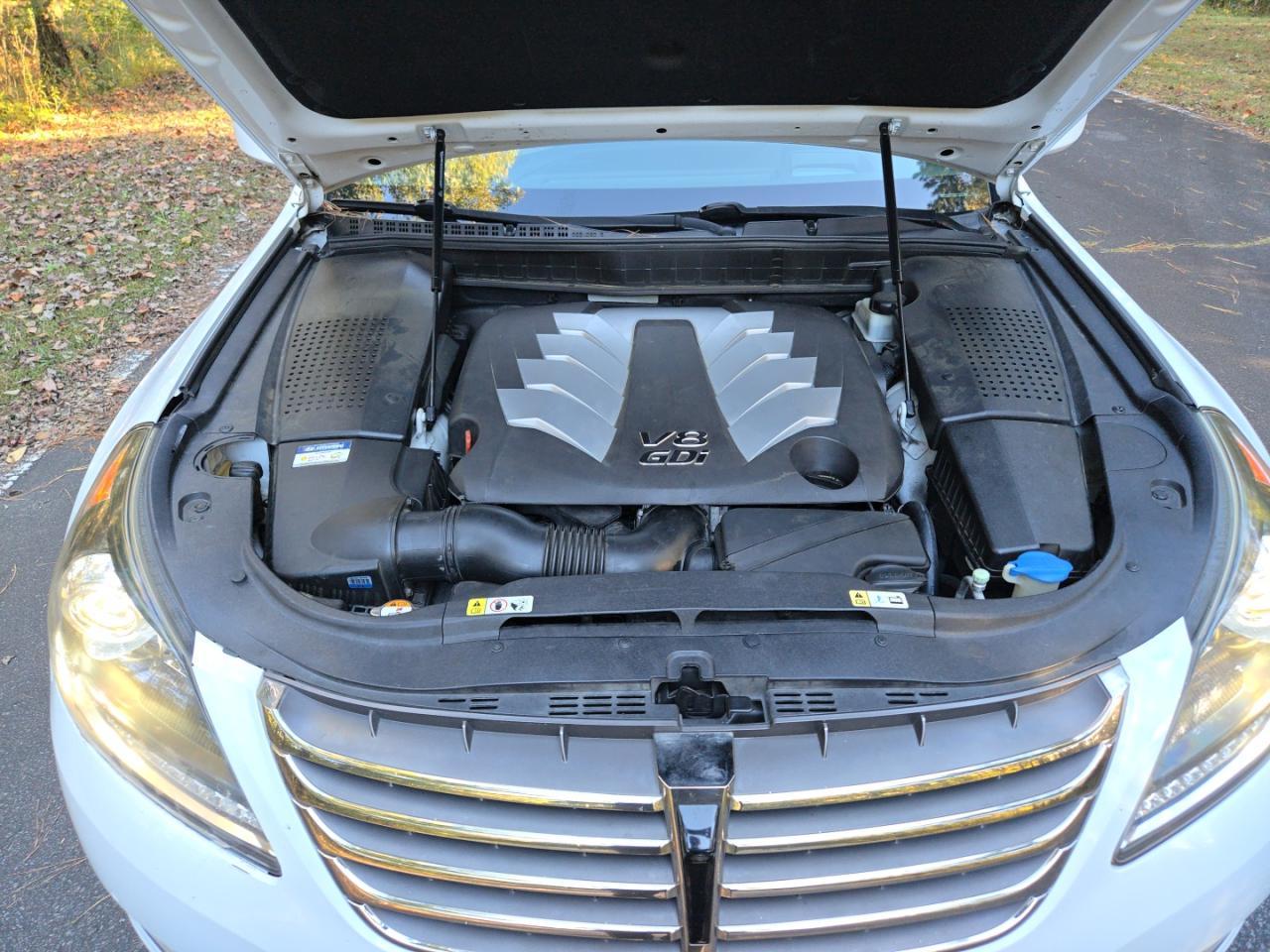 2016 Hyundai Equus Signature - Image 7