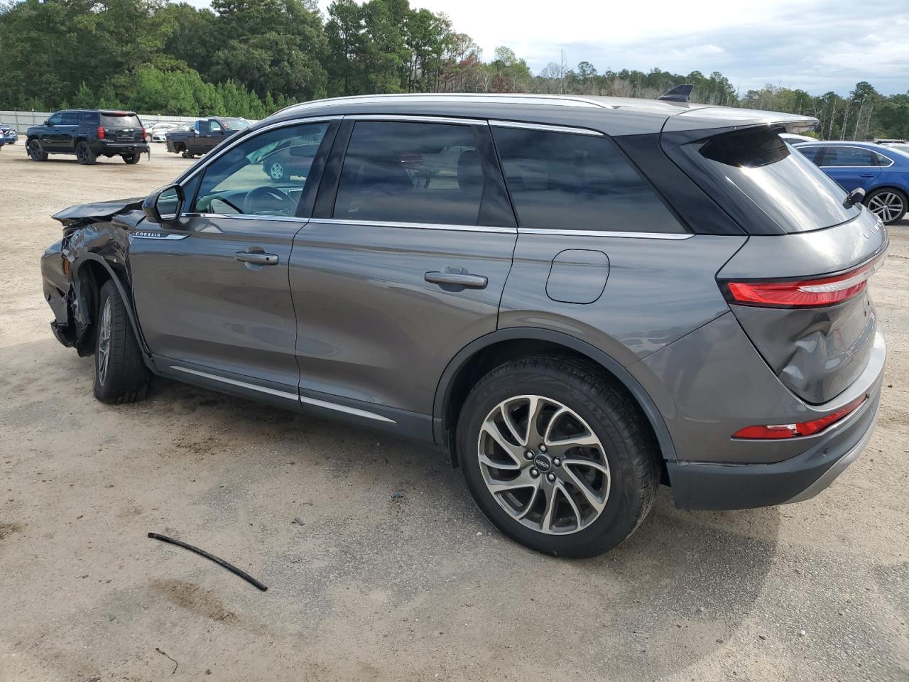 2021 Lincoln Corsair - Фото 2