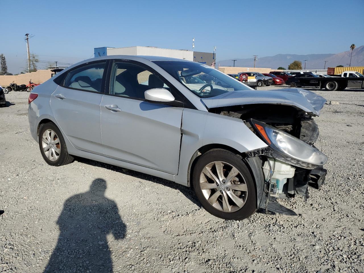 2013 Hyundai Accent Gls - Фото 4