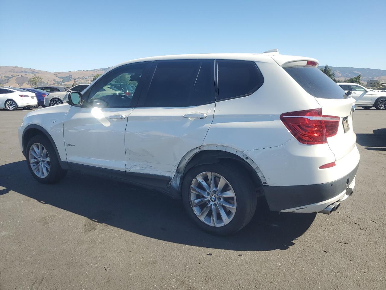 2014 BMW X3 xDrive28I - Image 2