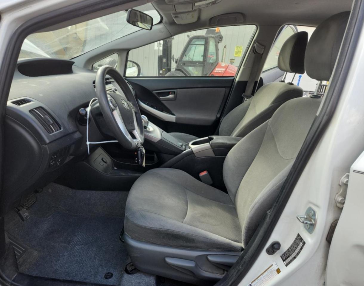 2015 Toyota Prius - Фото 7