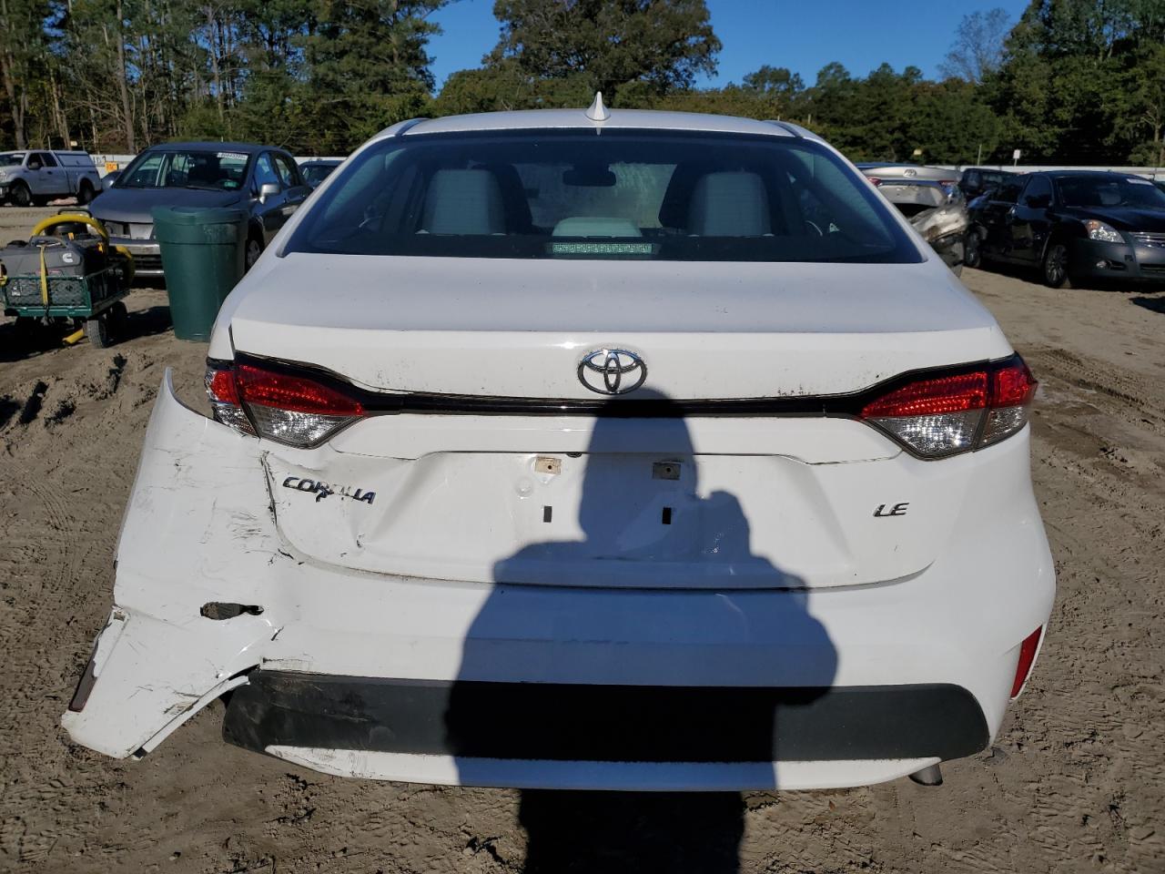 2022 Toyota Corolla Le - Image 6