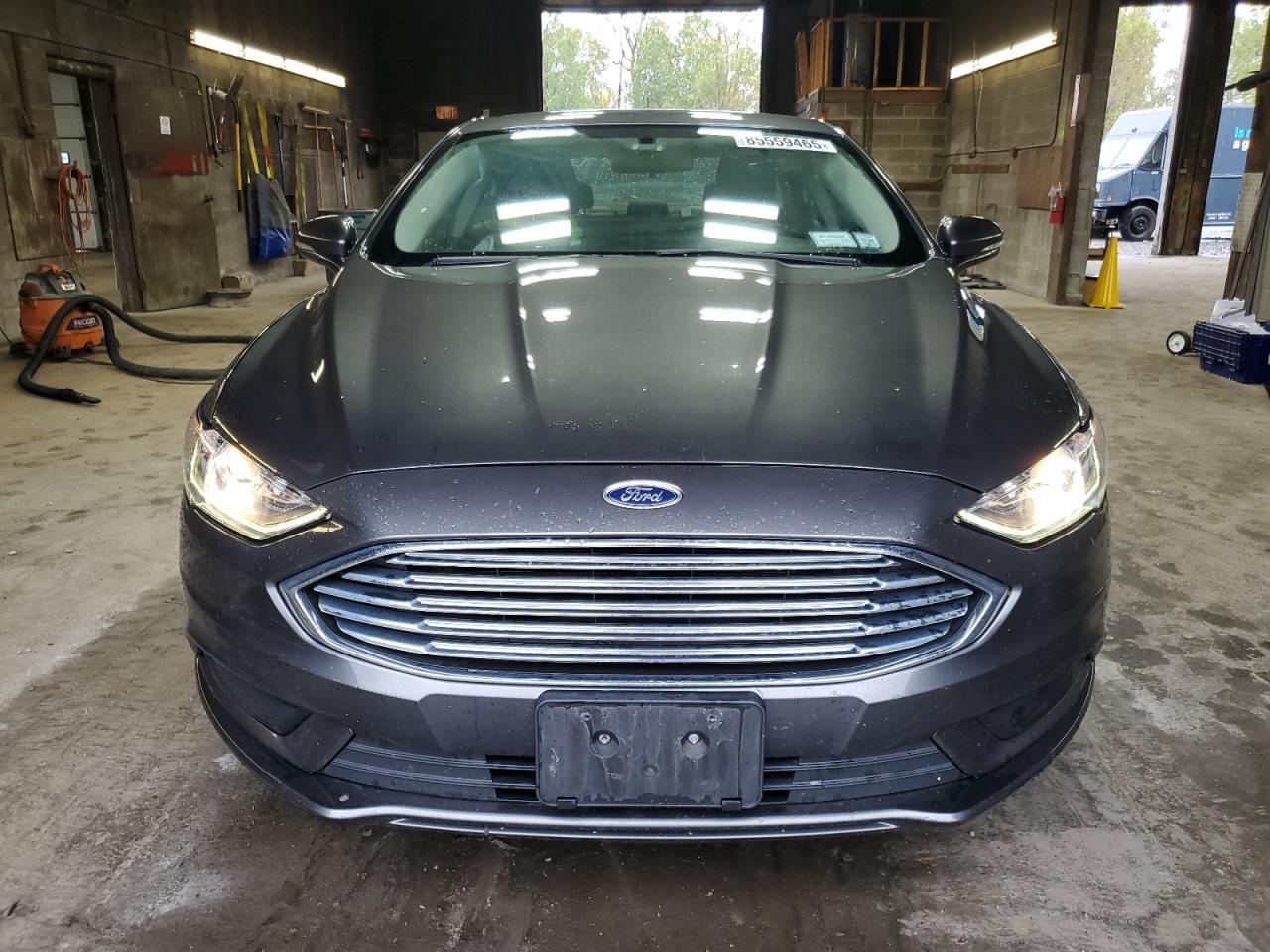 2017 Ford Fusion Se - Фото 5