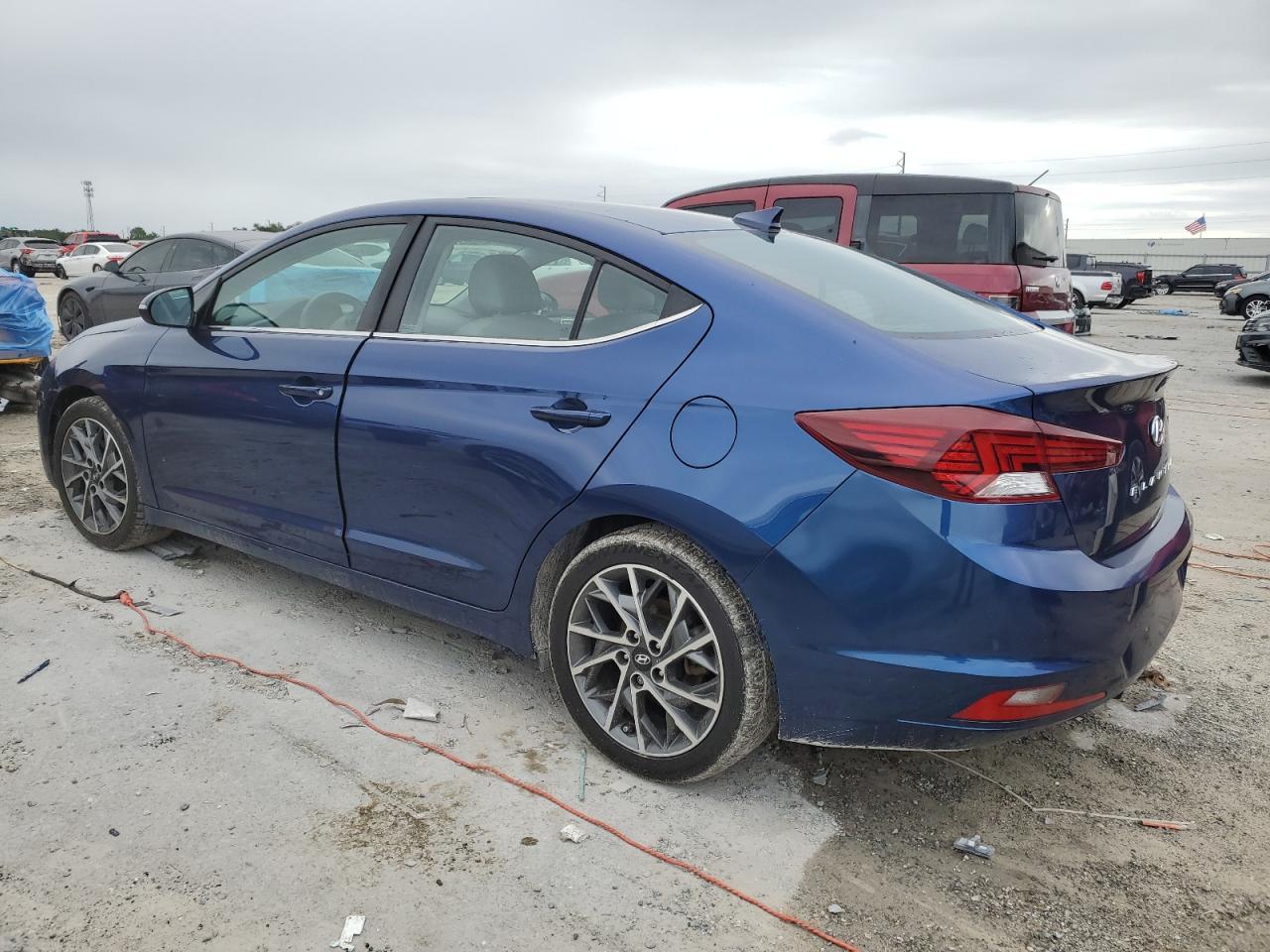 2020 Hyundai Elantra Sel - Image 2