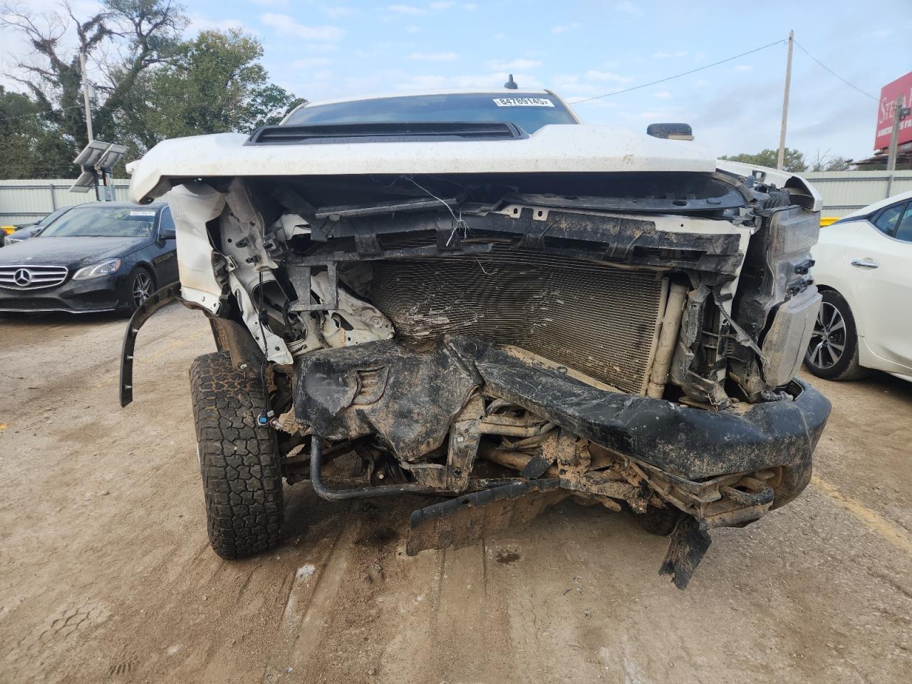 2017 Chevrolet Silverado K2500 Heavy Duty - Фото 5
