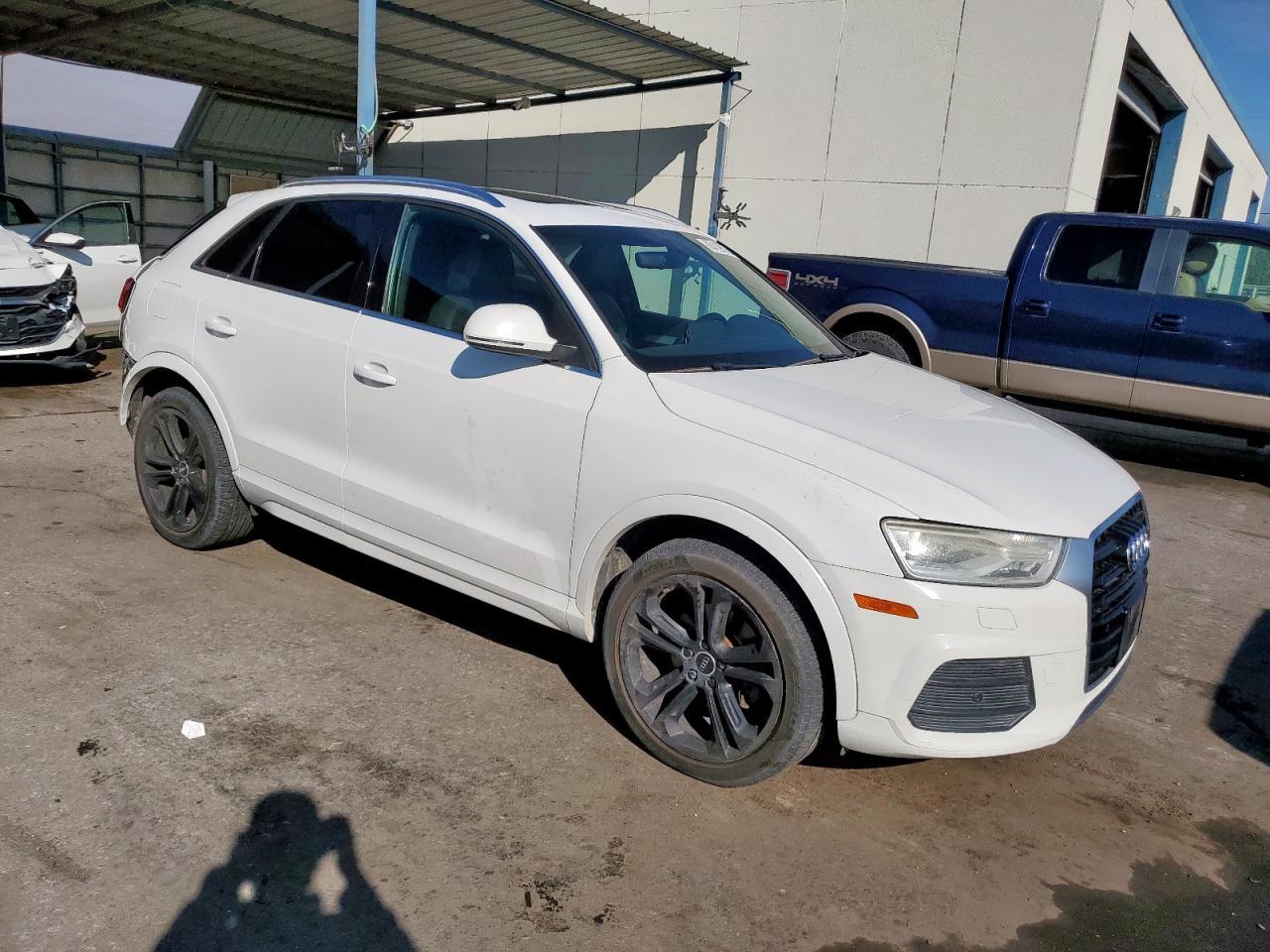 2016 Audi Q3 Premium Plus - Фото 4