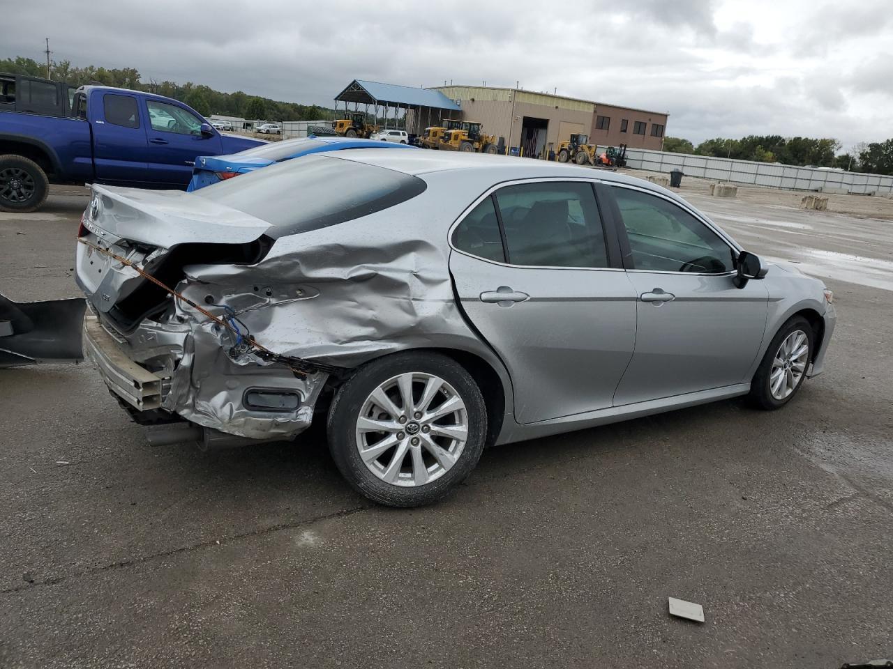 2018 Toyota Camry L - Фото 3