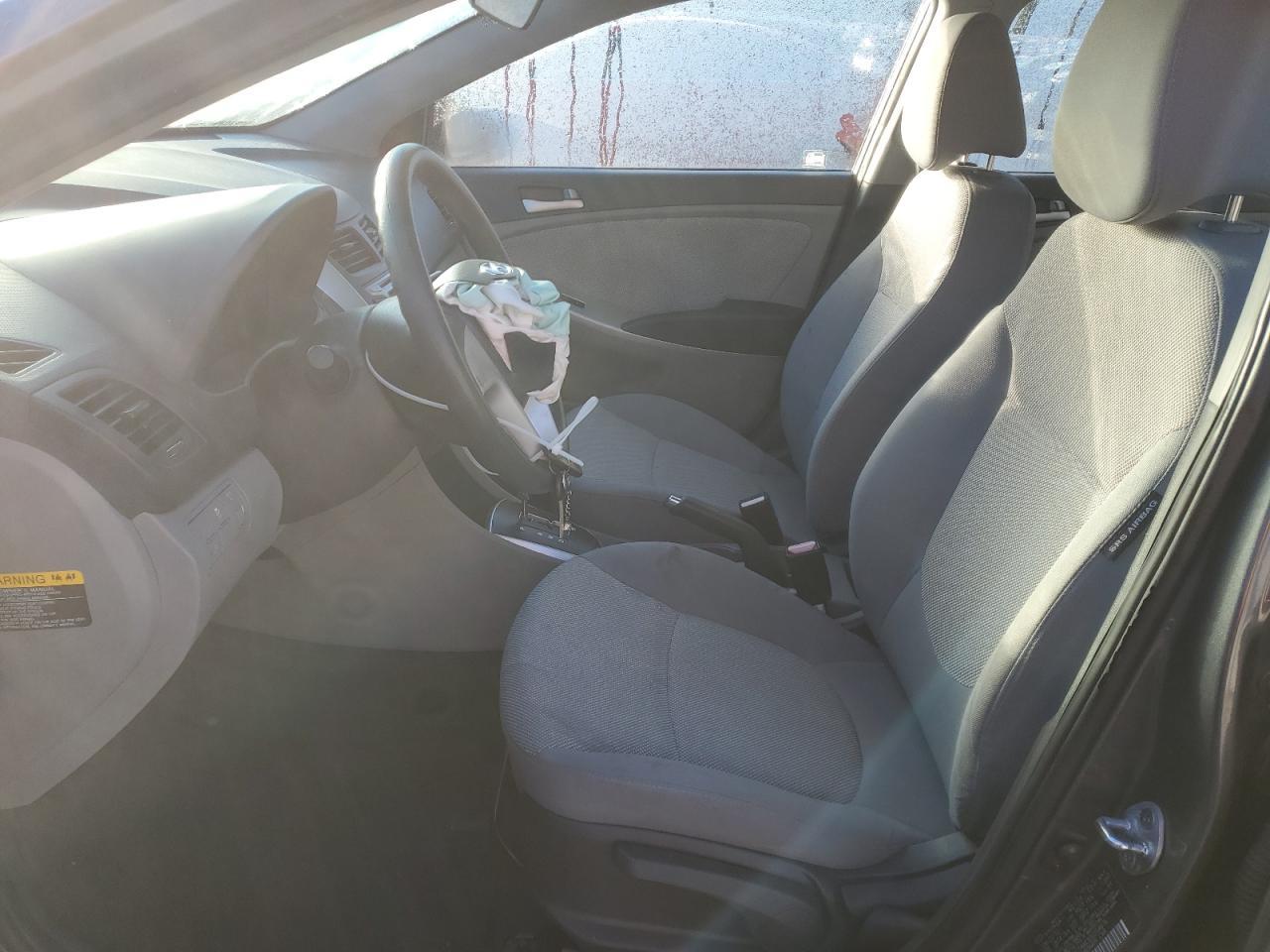 2013 Hyundai Accent Gls - Image 7