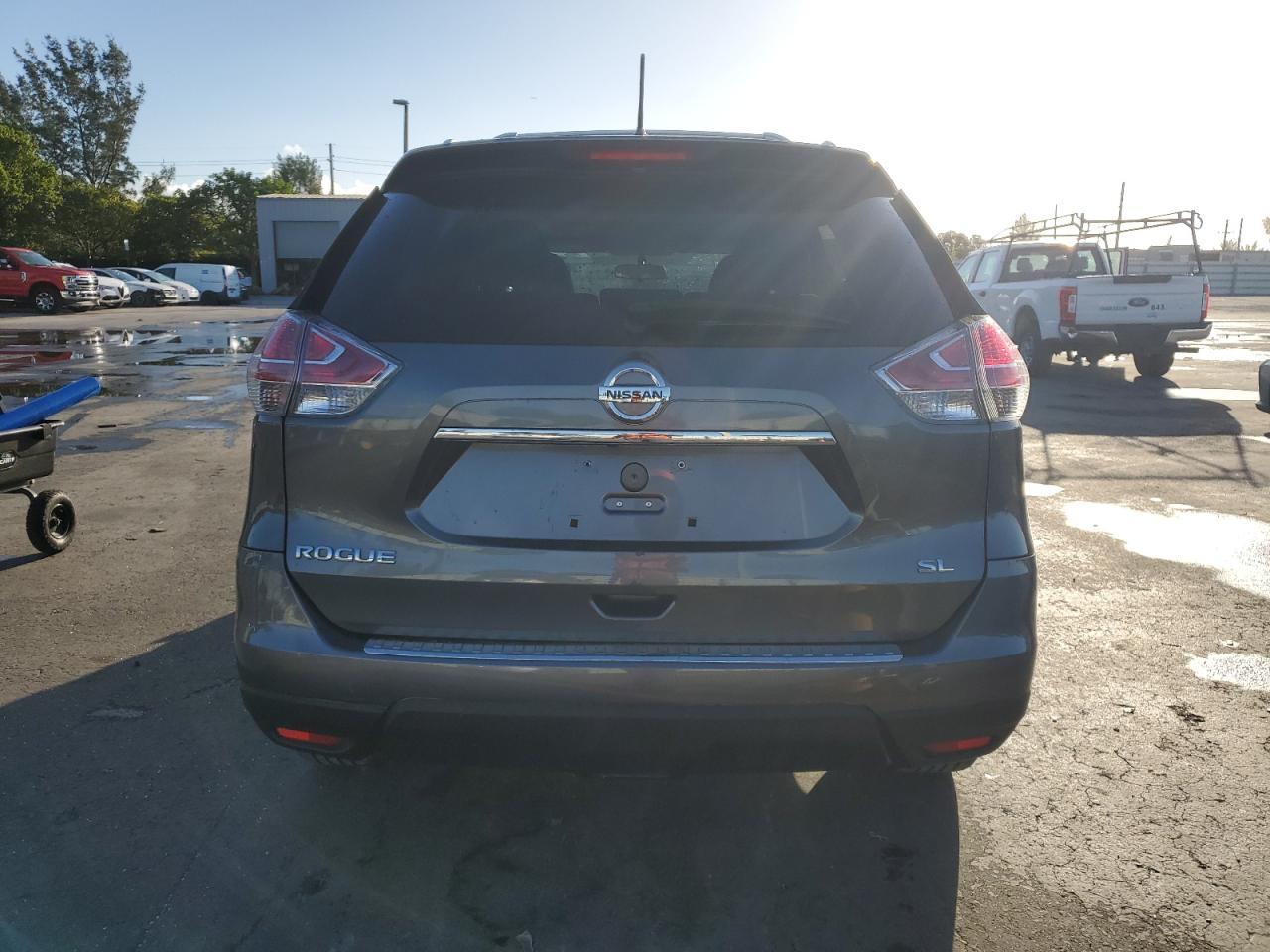 2016 Nissan Rogue S - Фото 6