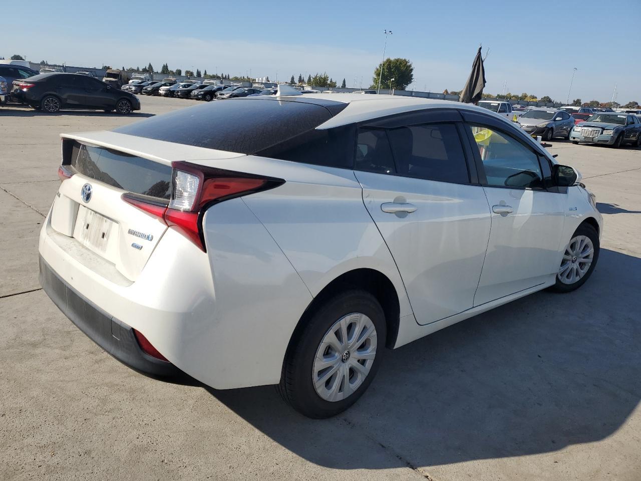 2019 Toyota Prius - Image 3