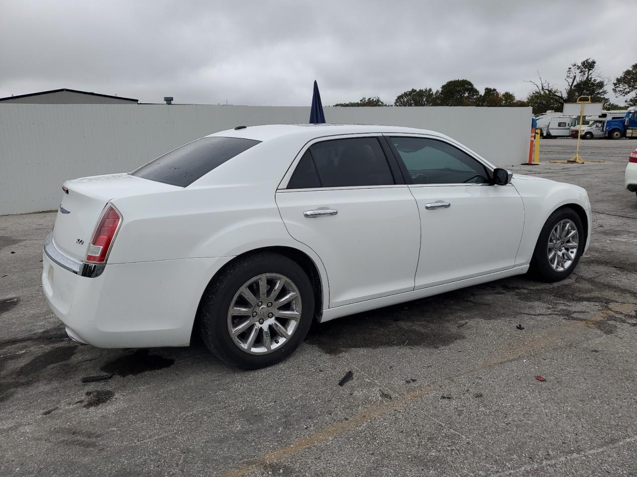 2012 Chrysler 300 Limited - Image 3