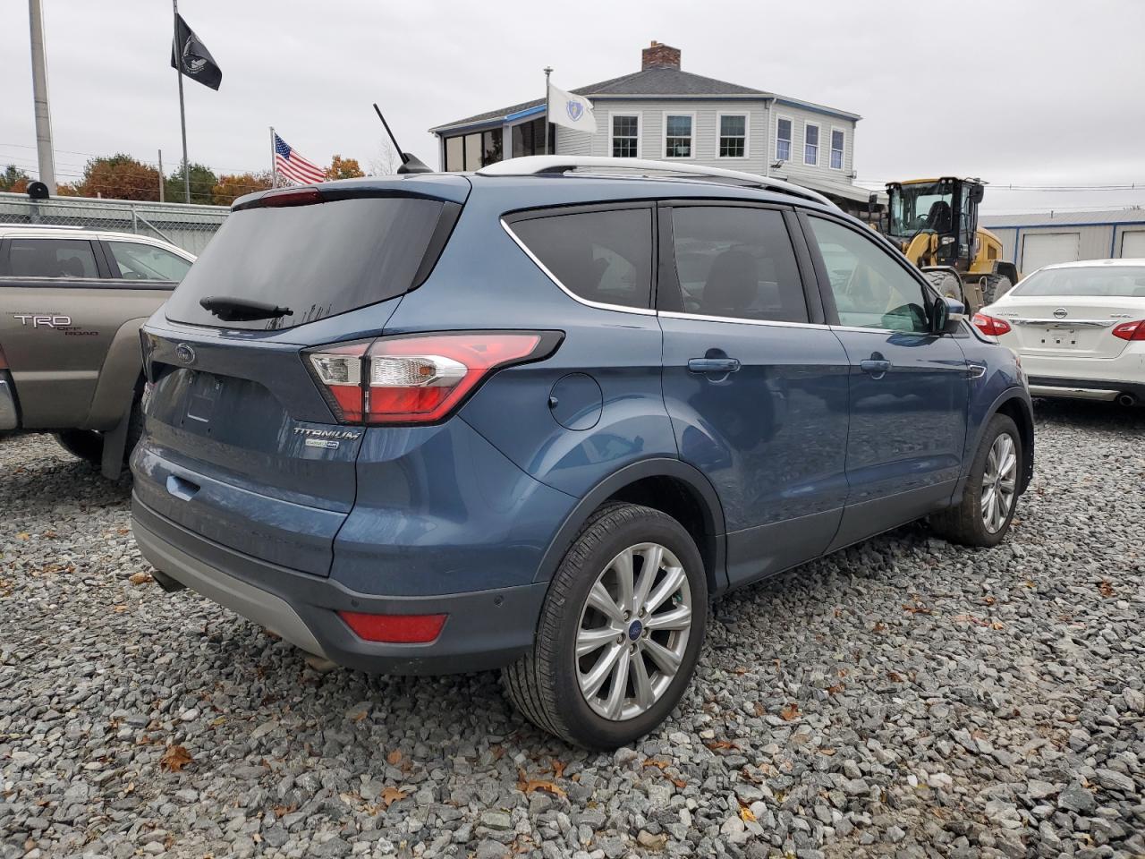 2018 Ford Escape Titanium - Фото 3