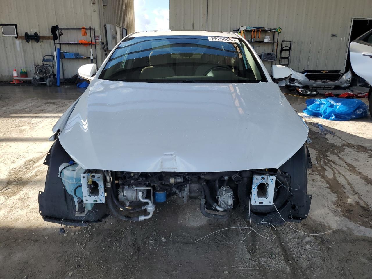 2018 Hyundai Elantra Sel - Фото 5