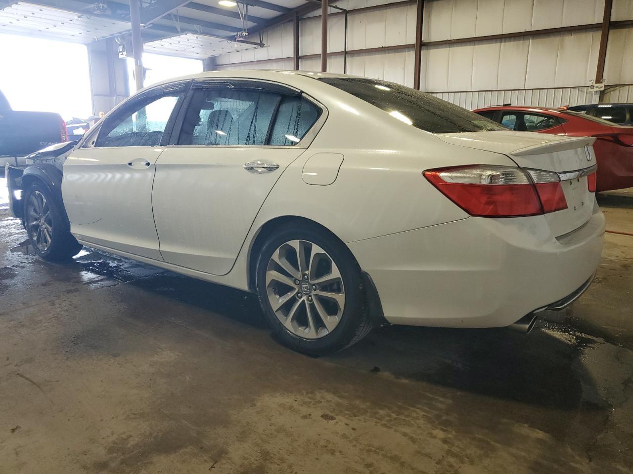 2013 Honda Accord Sport - Фото 2