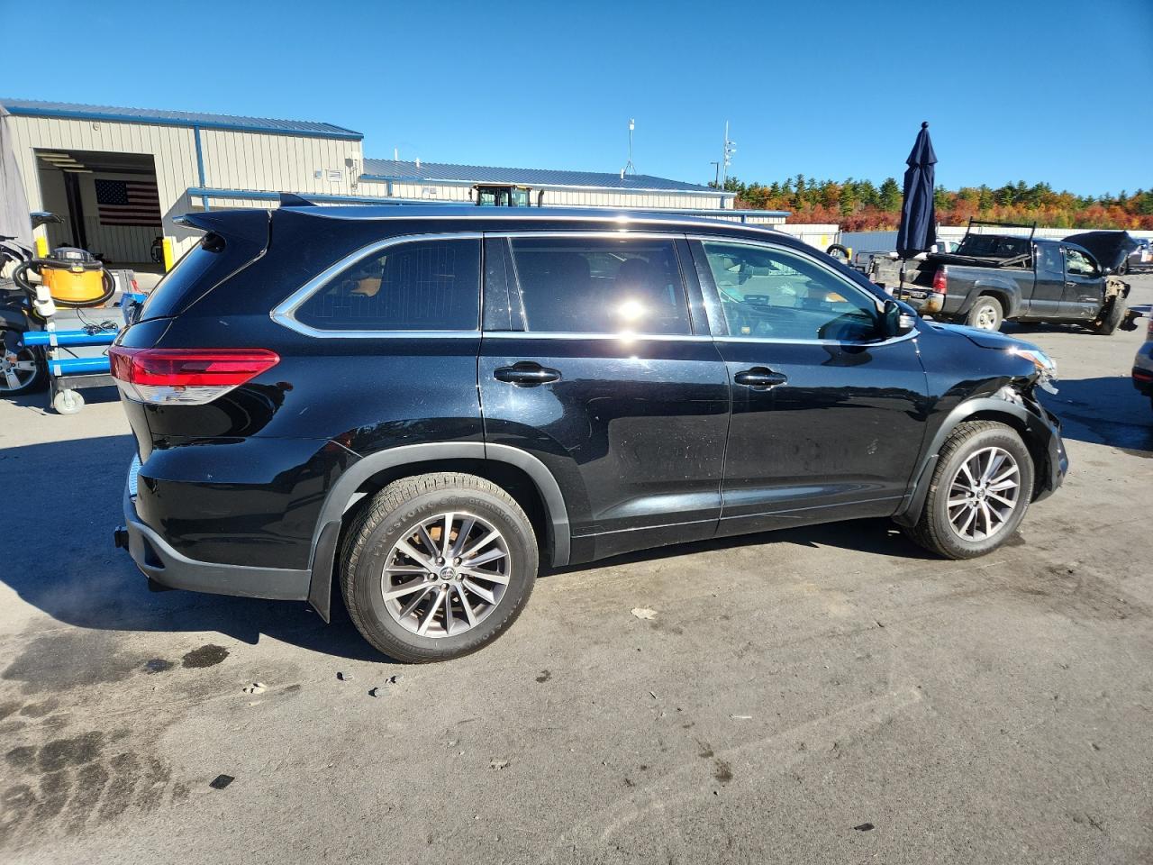 2018 Toyota Highlander Se - Image 3