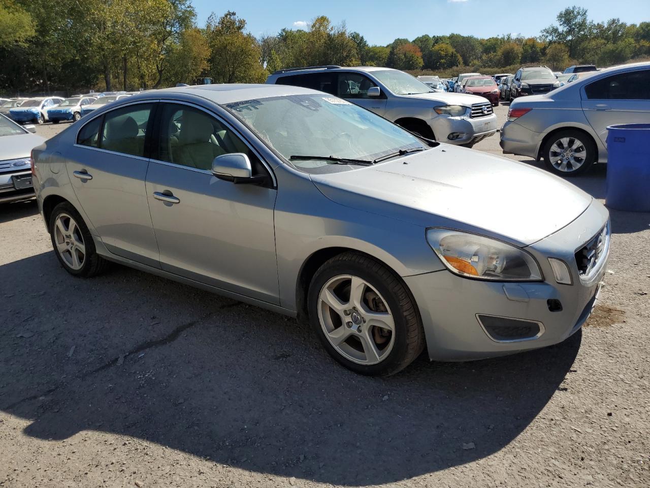 2013 Volvo S60 T5 - Image 4
