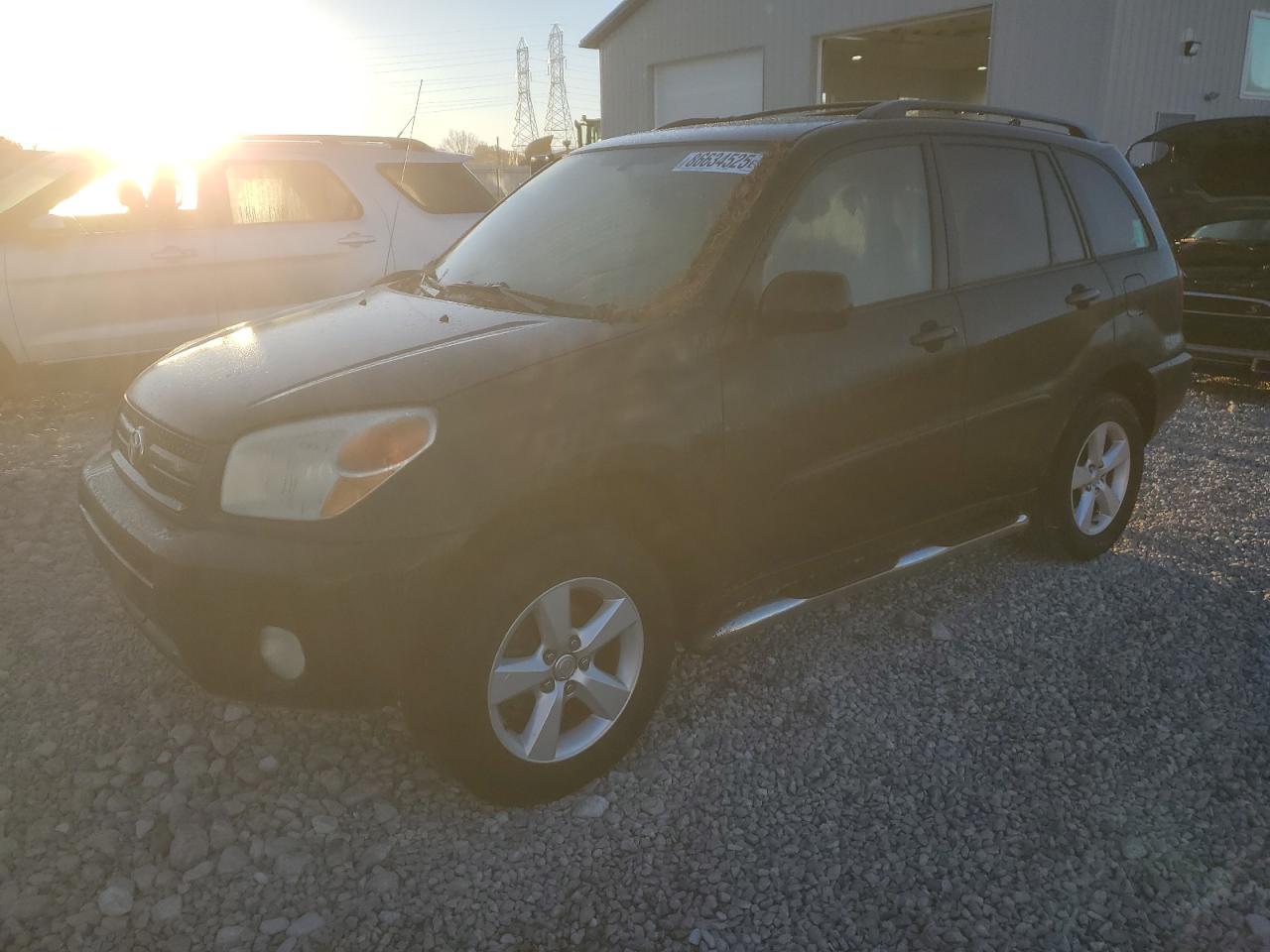 2004 Toyota Rav4 Base