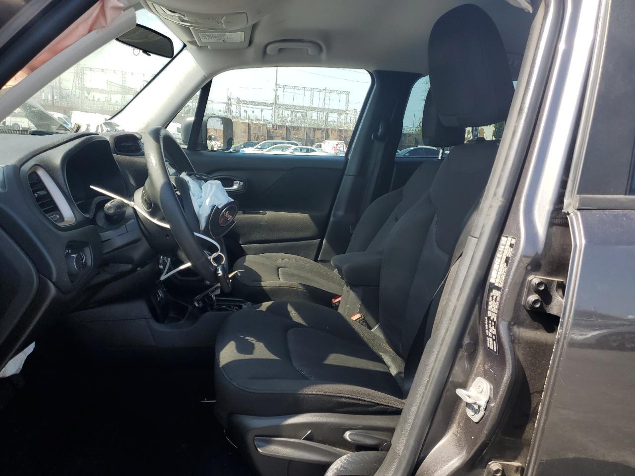 2016 Jeep Renegade Sport - Фото 7