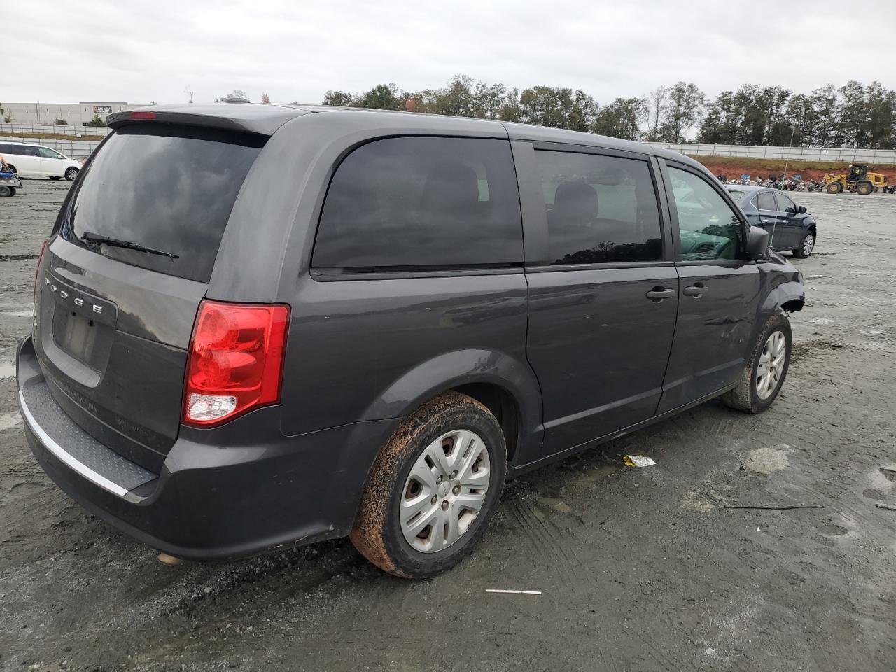2019 Dodge Grand Caravan Se - Image 3